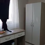 Πανσιόν Fara Nume